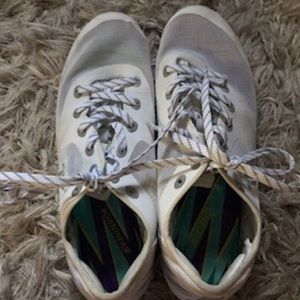 NWOT- Size 10 Varsity Ascends